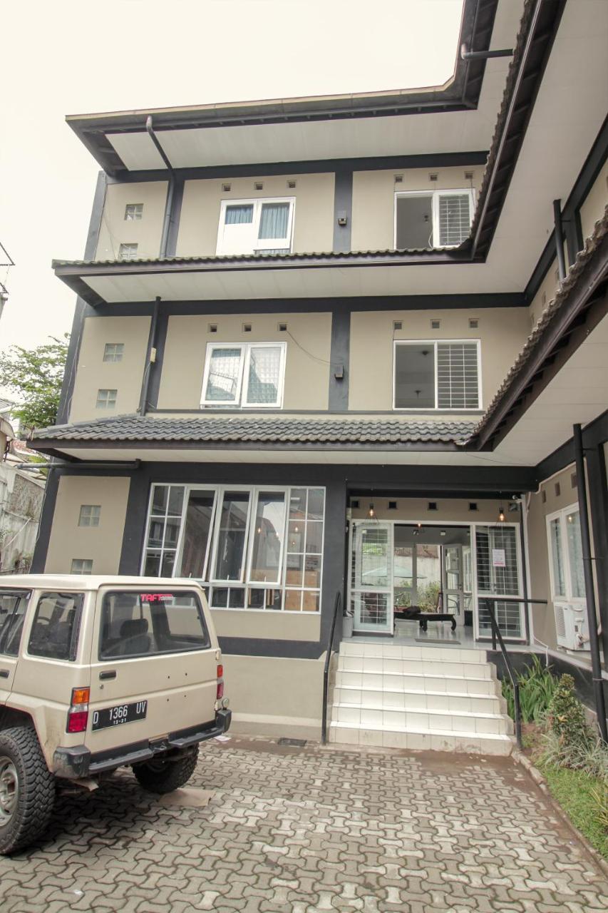 Oyo 260 Home 33 Бандунг Экстерьер фото
