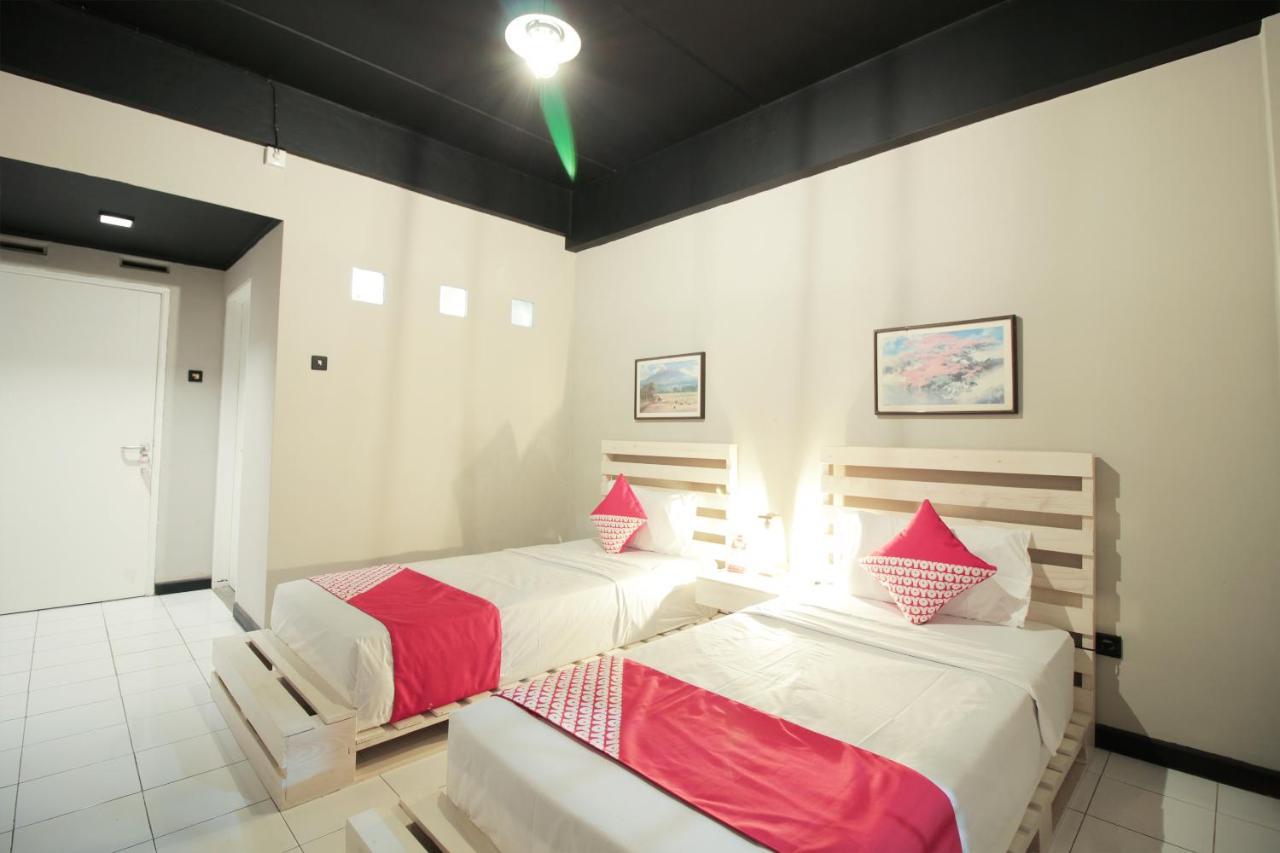 Oyo 260 Home 33 Бандунг Экстерьер фото