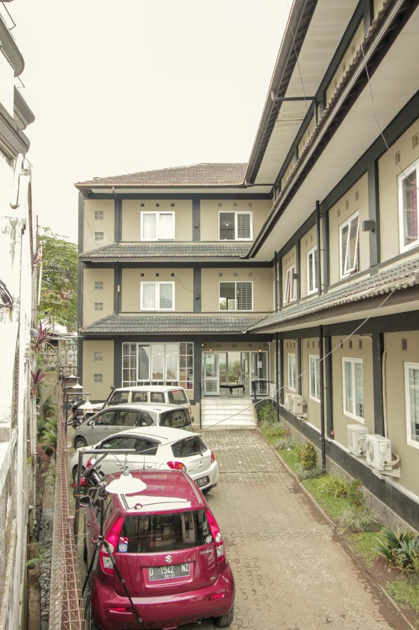 Oyo 260 Home 33 Бандунг Экстерьер фото
