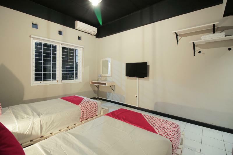 Oyo 260 Home 33 Бандунг Экстерьер фото